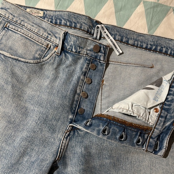 Levi’s engineering shorts - Picture 5 of 9